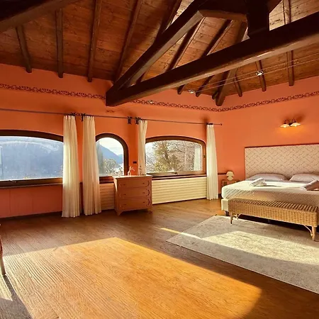 Villa Isola