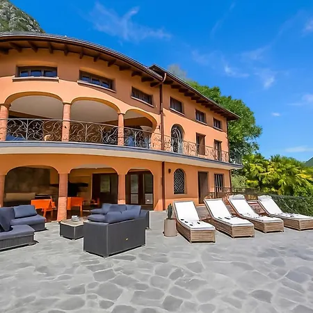 Isola Villa *