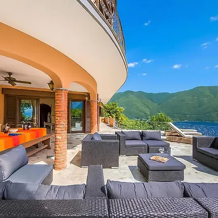 Isola Villa Valsolda