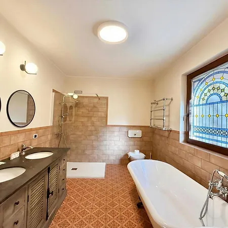 Isola Villa Valsolda